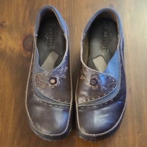 L'ARTISTE Burbank clogs, leather